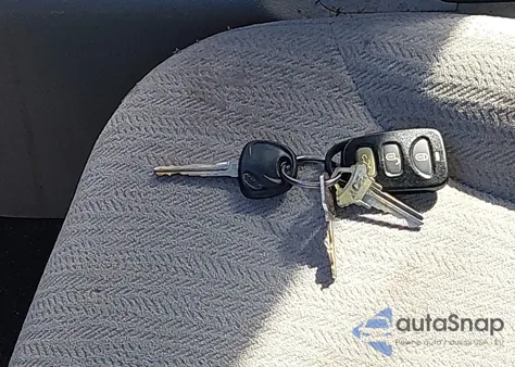 2008 Kia Optima Lx из США, поврежденный, VIN KNAGE123685195465